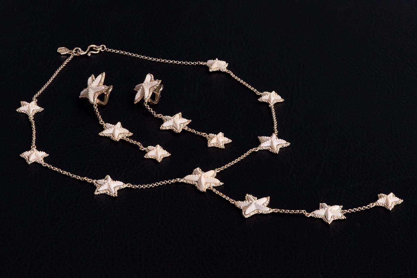  NotIvory jewellery with mammoth tusk and diamonds in yellow gold