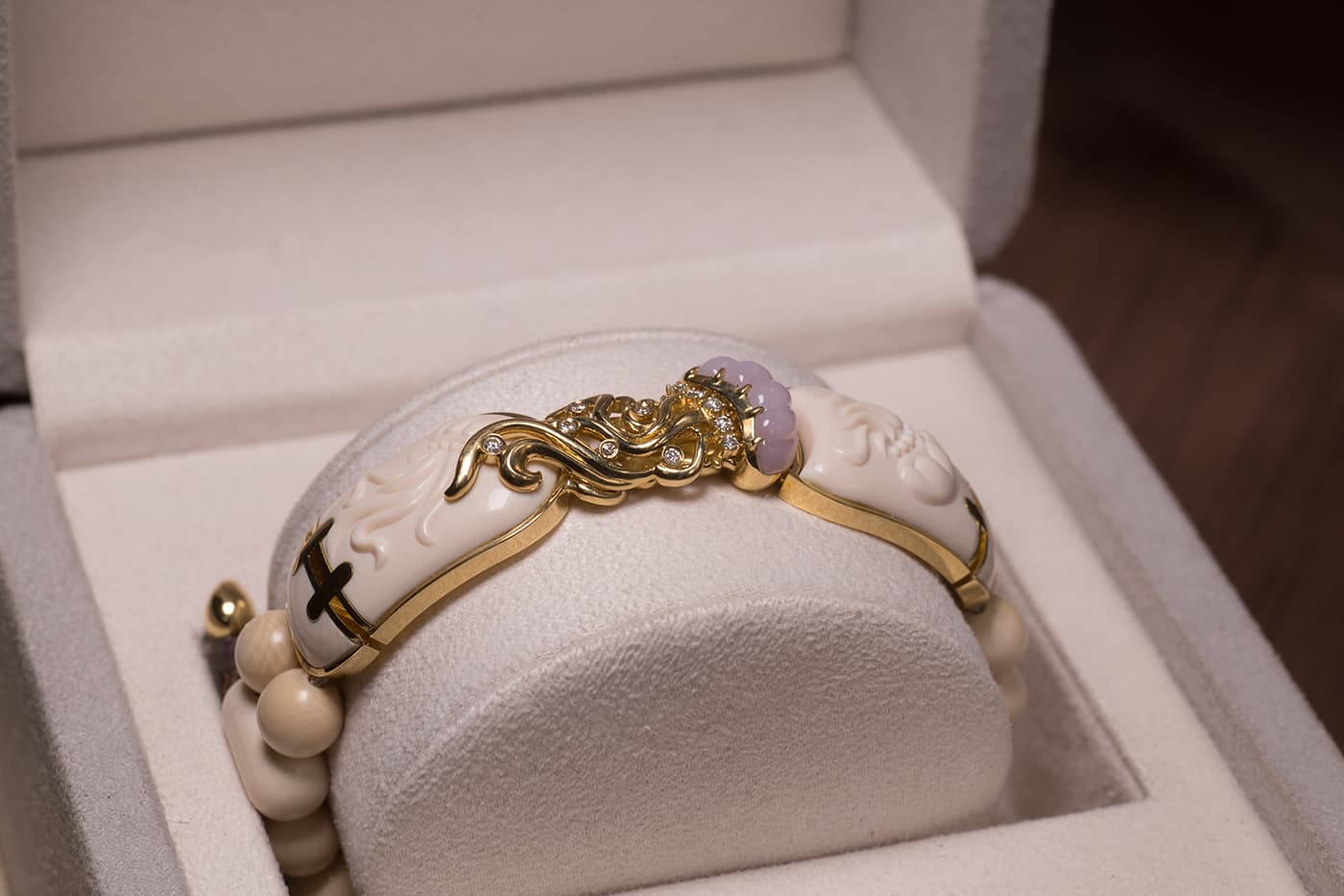  NotIvory and ICHIEN 'Medusa' bracelet with opal, mammoth tusk and diamonds in yellow gold