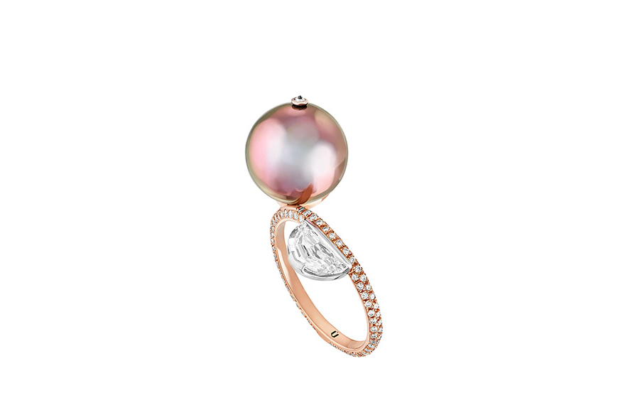  Nuun 'Perle Noir' ring from the 'Manifesto' collection with 13.90ct pearl and diamond in rose gold