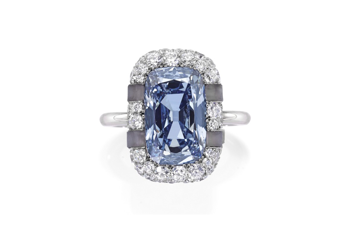  Sotheby's Diamonds ring by Joseph Ramsay with a 3.27 cts Fancy Vivid Blue Internally Flawless diamond