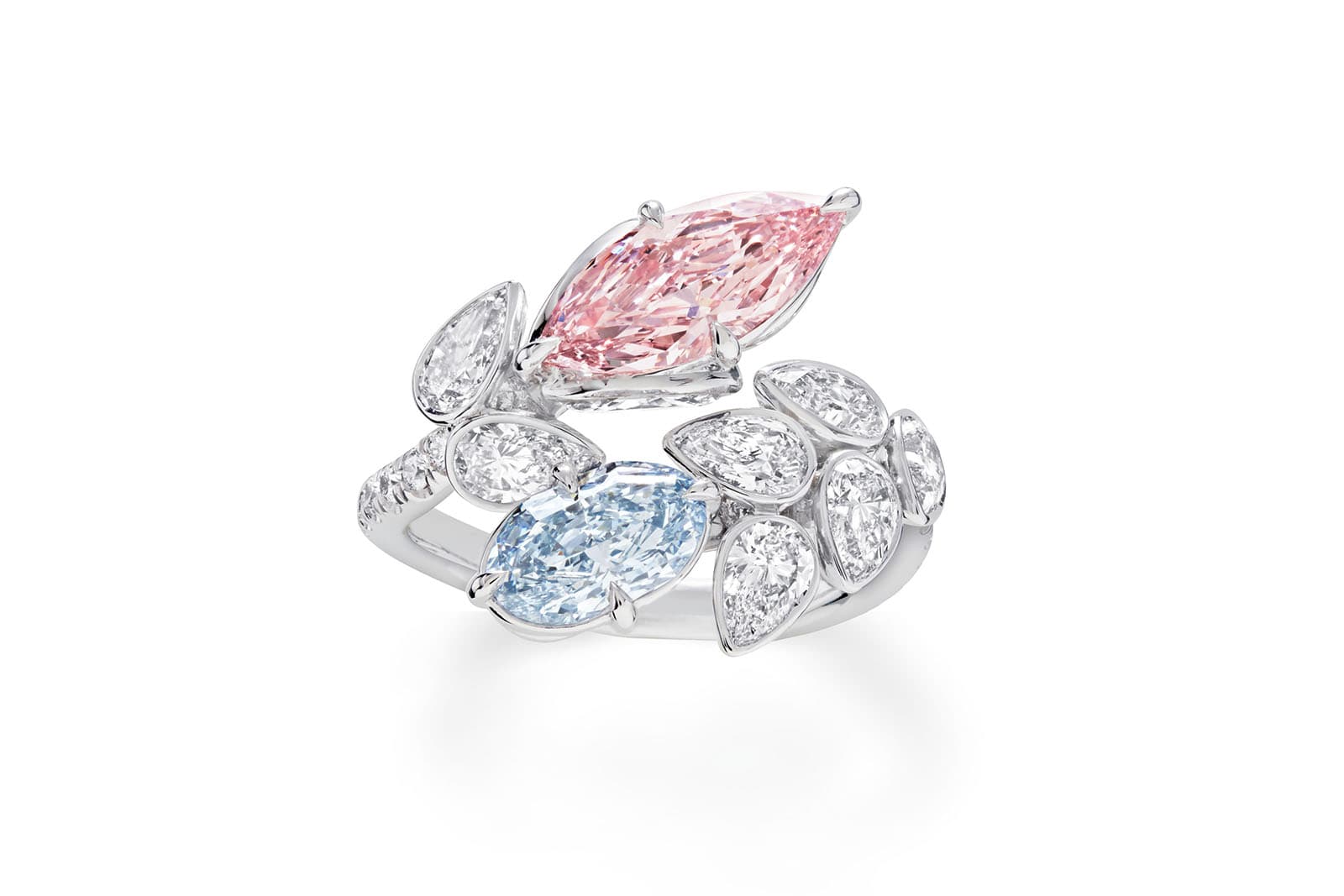  Thomas de Montegriffo 'Fleur de Lavande' ring with a fancy intense pink and a fancy intense blue diamonds
