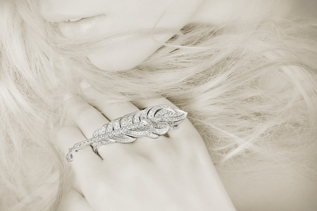 TREND ALERT: Two finger rings