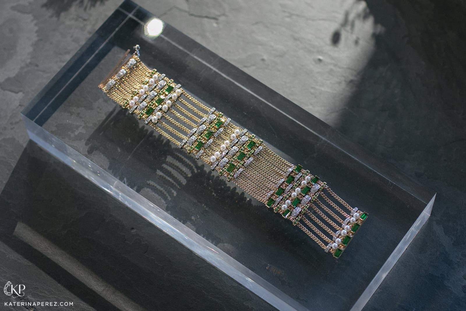 Chanel High Jewellery Tweed de Chanel collection bracelet with diamonds, pearls and tsavorites in yellow gold and platinum