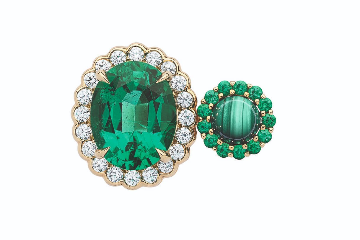  Dior et Moi collection ring with diamonds, emeralds, malachite and green lacquer in yellow gold