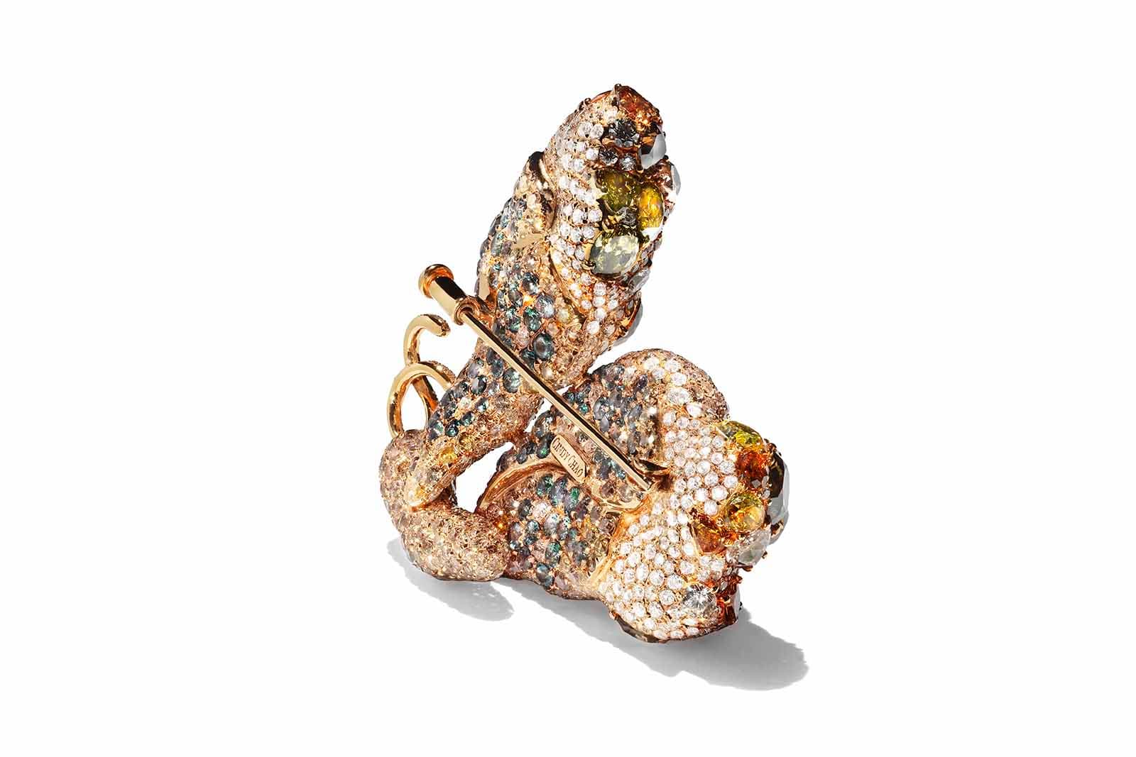  Cindy Chao 2008 Black Label Masterpiece I with unheated Burmese rubies totaling 12.89 ct, 7.50ct of fancy coloured diamonds, diamonds and colour changing sapphires in yellow gold