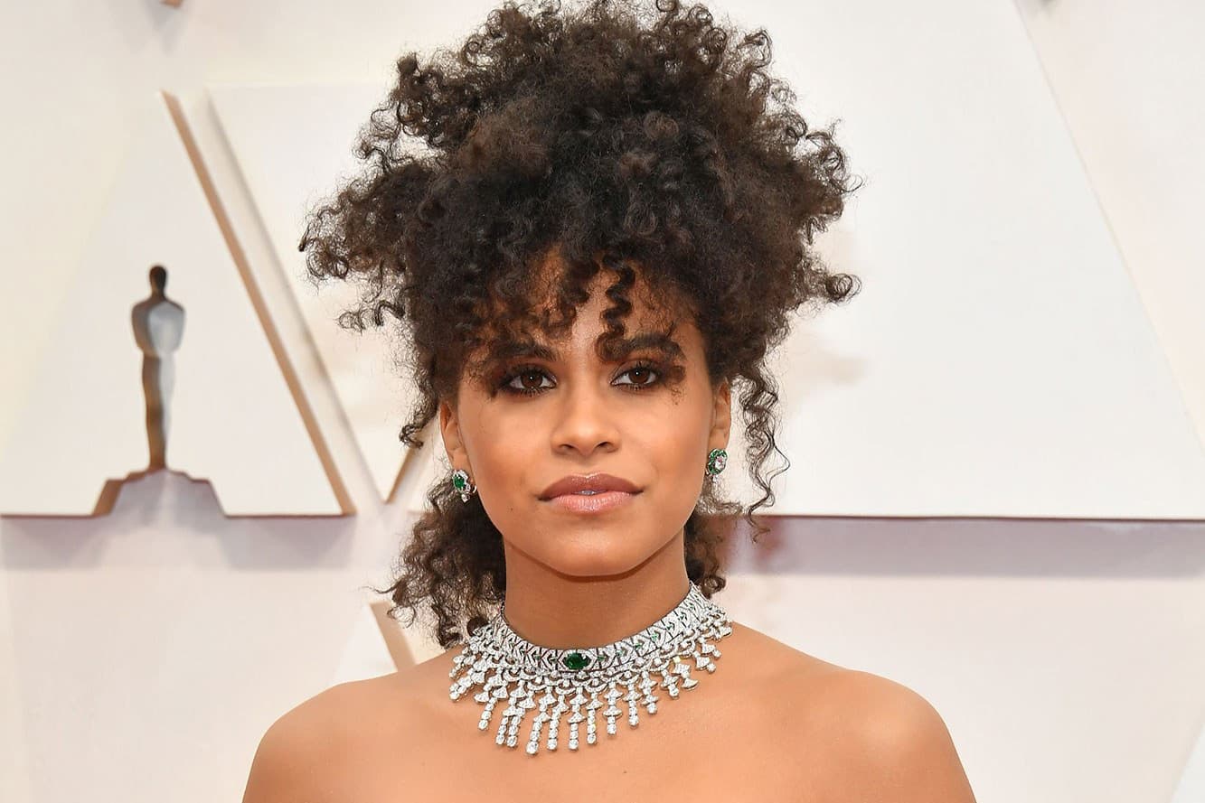  Zazie Beetz wearing Bulgari Divas’ Dream necklace with 78.43ct of diamonds, High Jewellery necklace and earrings with emeralds and diamonds, all in white gold