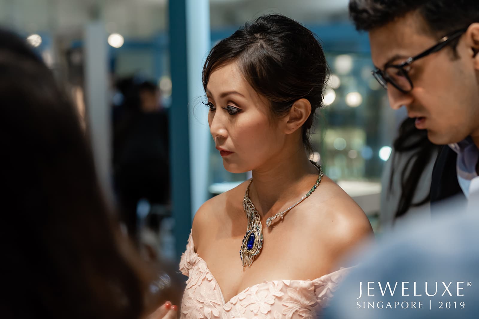 JeweLuxe Singapore exhibition visitors