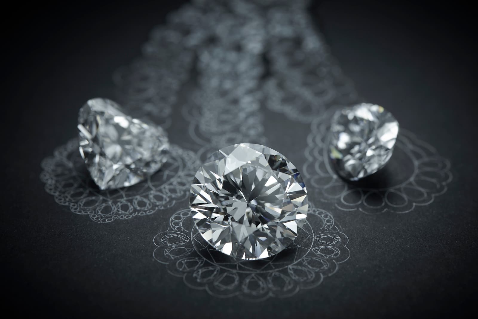  Principle diamonds of Chopard's ‘Garden of Kalahari’ necklace with 50ct brilliant cut diamond, 25ct pear cut diamond, and 26ct heart shape diamond, all Flawless, D colour, type IIa 