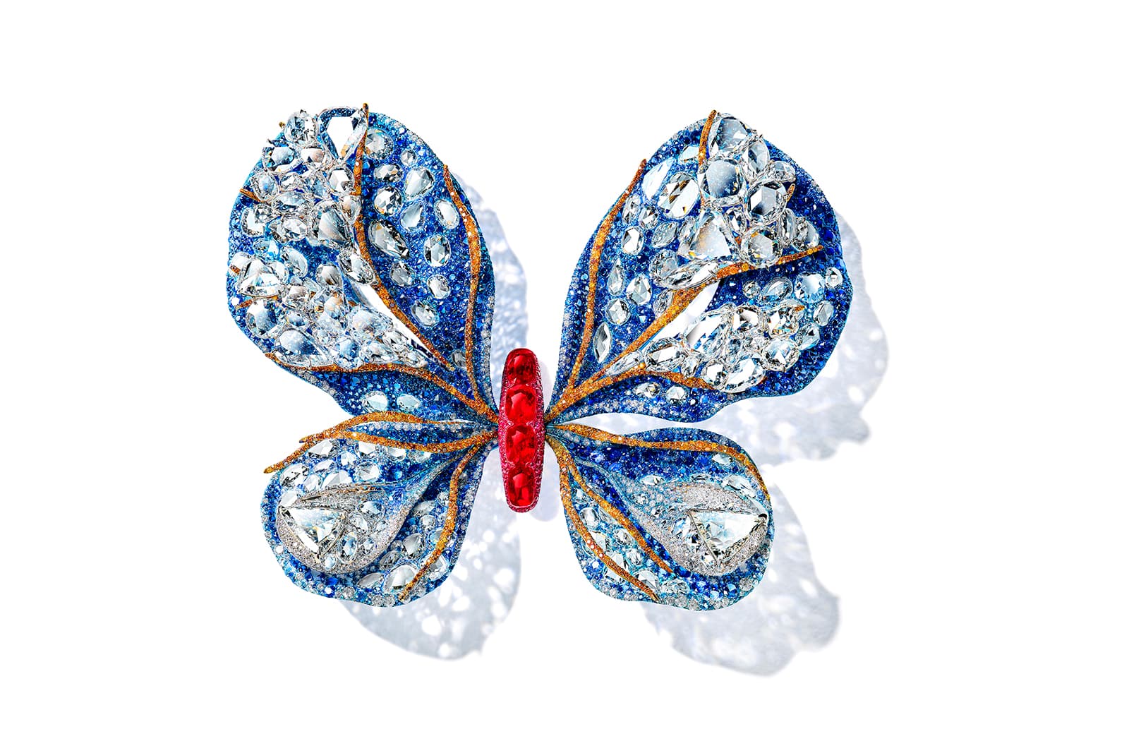  Cindy Chao 2019 Black Label Masterpiece I Aurora Butterfly Brooch with triangular rose cut diamonds, 8.48ct pigeon’s blood Burmese rubies, blue sapphires, colourless diamonds and yellow diamonds in titanium and aluminium