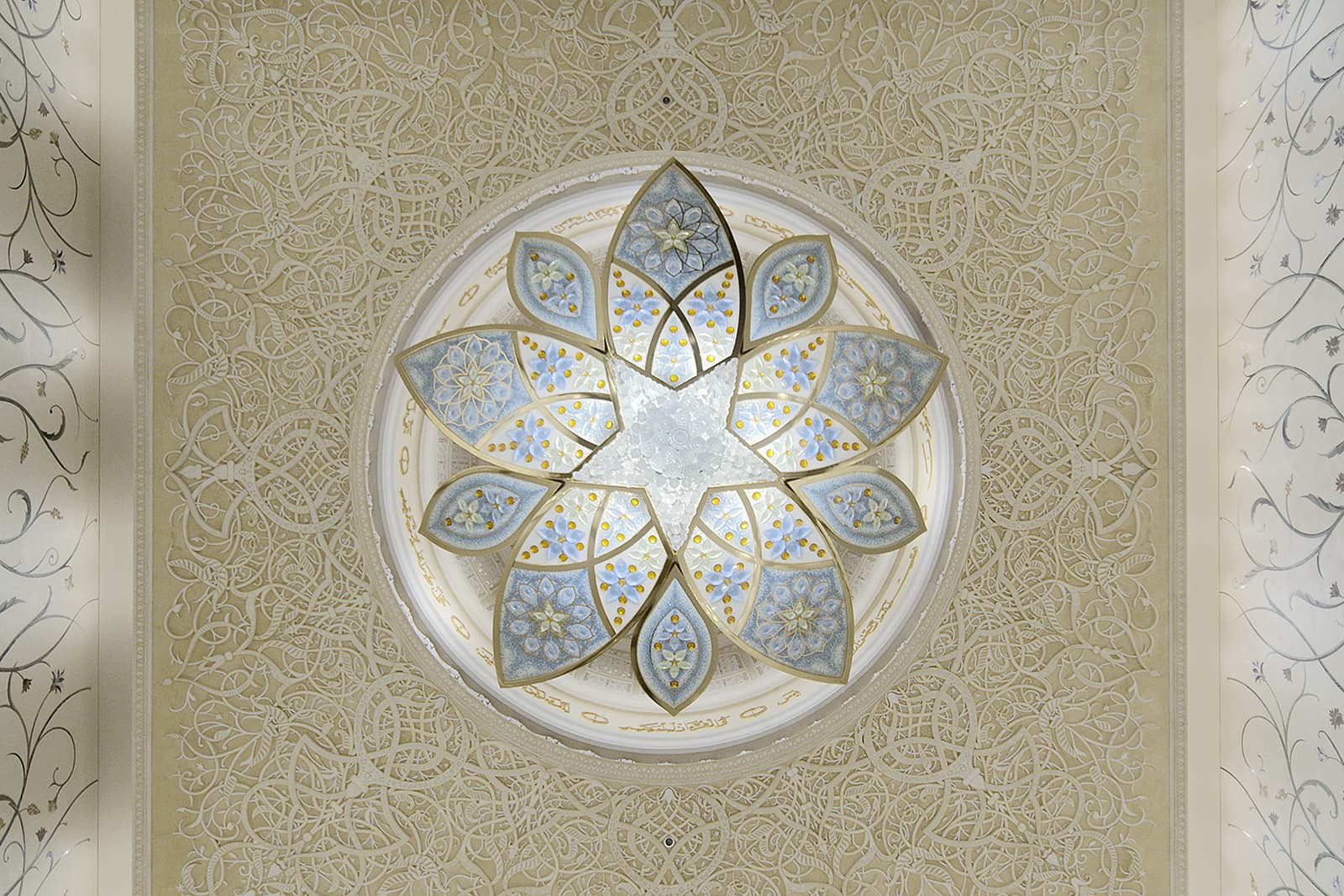  Bvlgari Jannah inspiration motif Sheikh Zayed Mosque