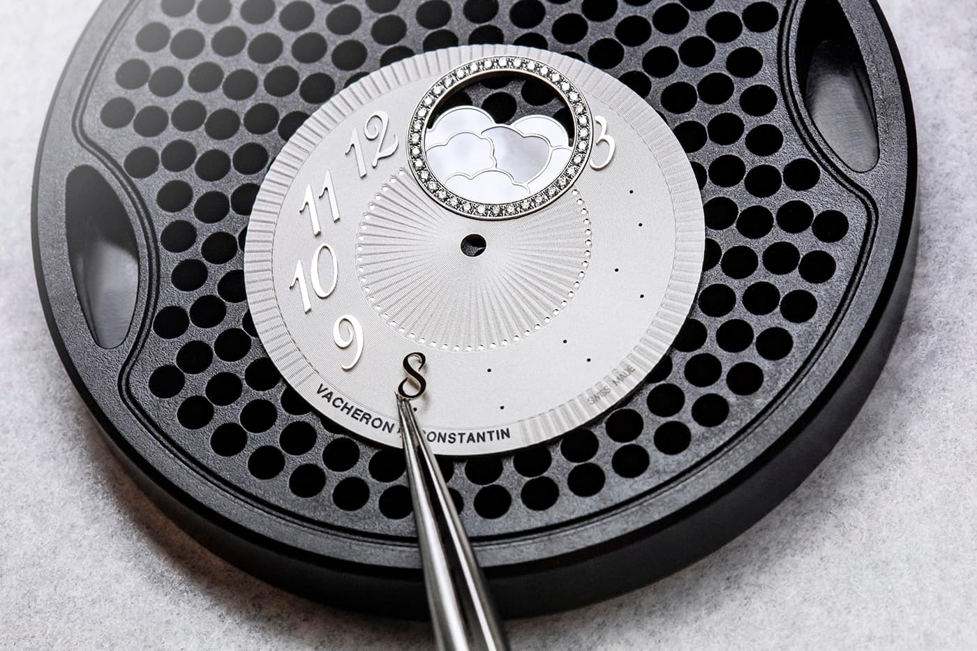  The making of Vacheron Constantin Égérie watch 