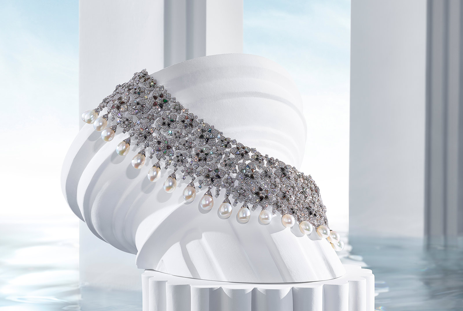  Bvlgari Jannah collection necklace with pearls, mother of pearl and diamonds in white gold