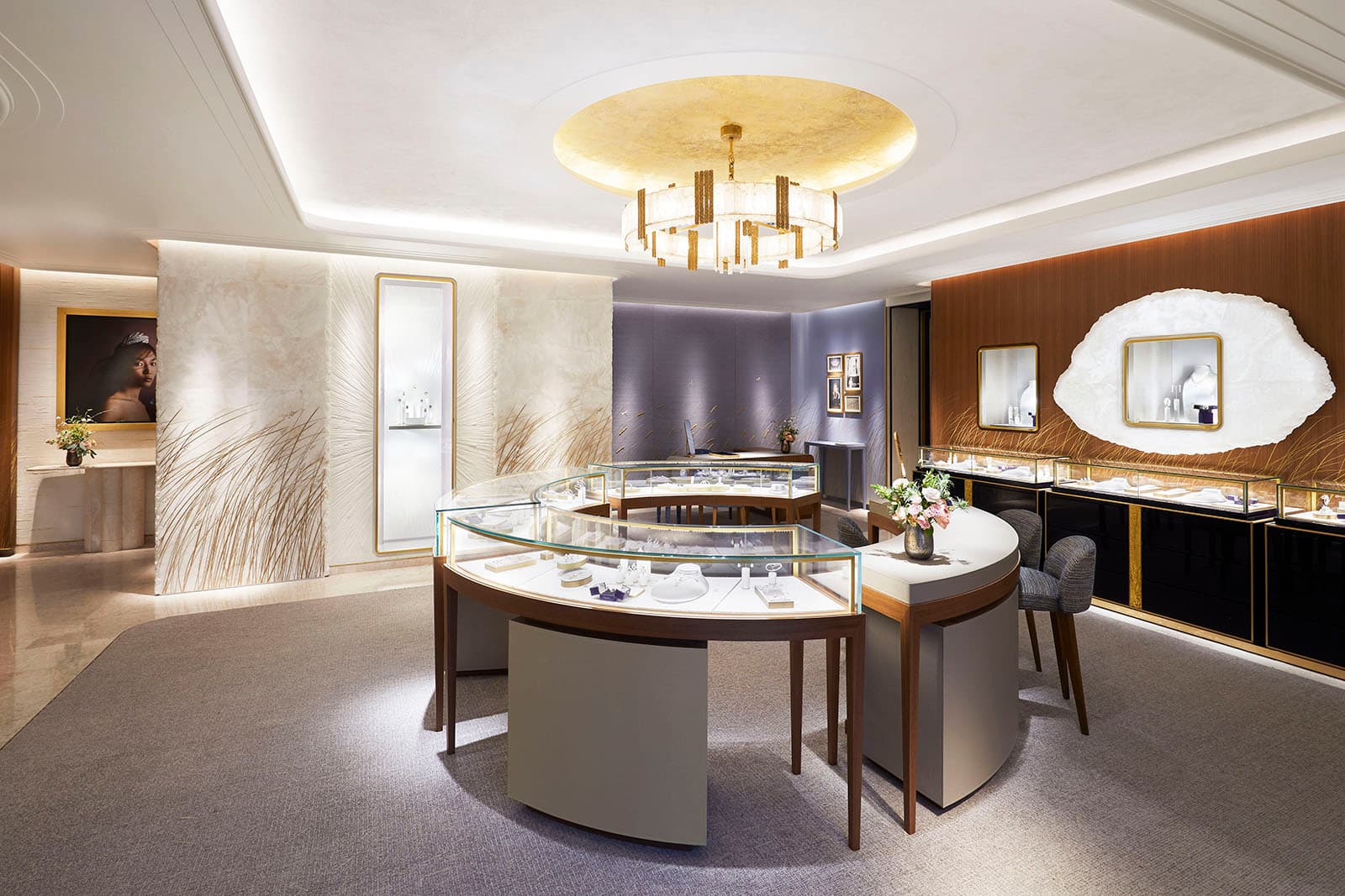  Chaumet renovated boutique in Place Vendôme 