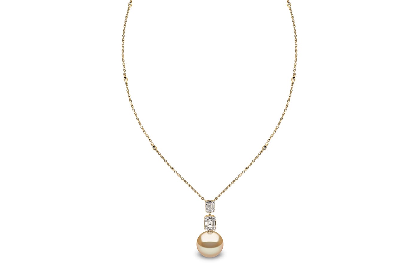  YOKO London necklace with golden South Sea pearl and diamonds in yellow gold