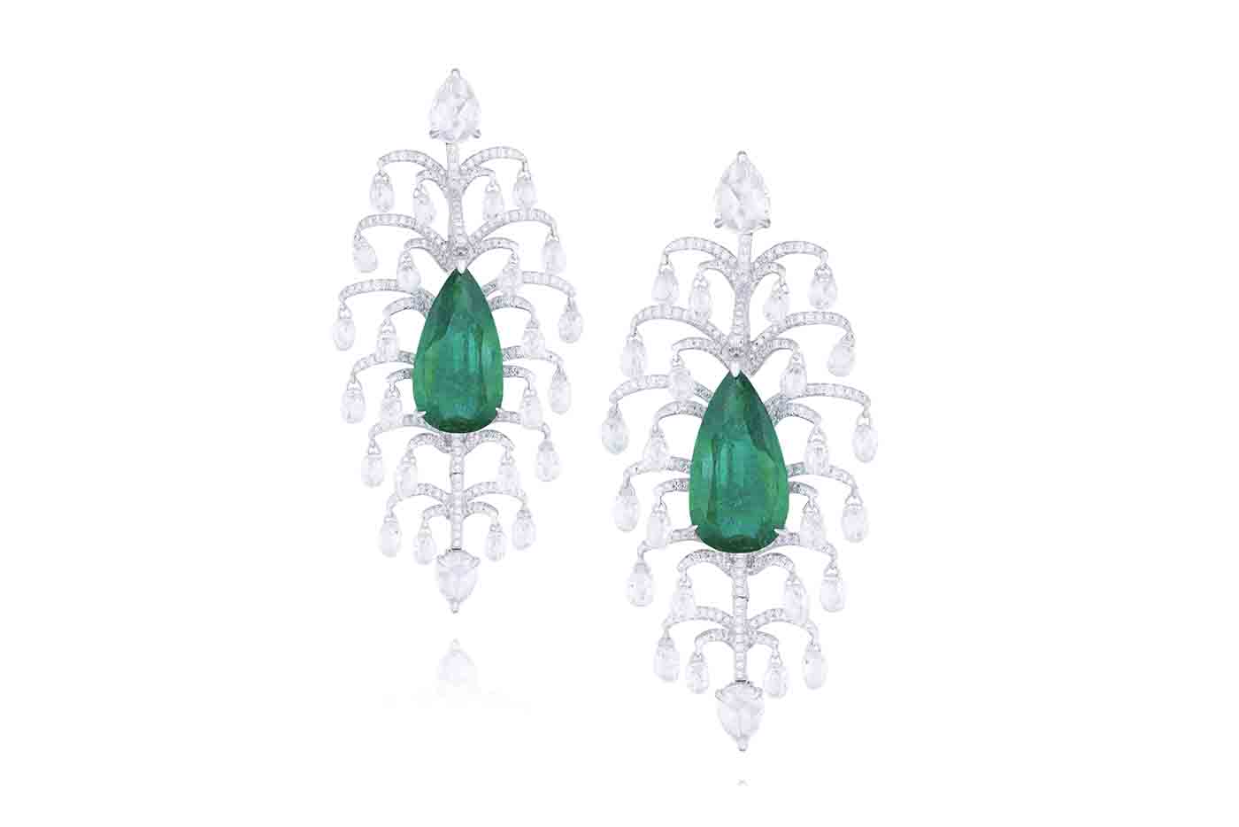  Amrapali earrings with briolette cut diamonds, accenting diamonds and emeralds in white gold