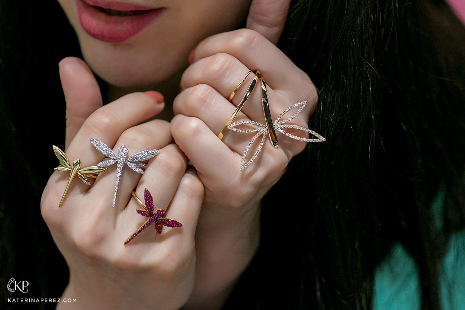 Anapsara Dragonfly rings with diamonds and rubies in rose, yellow and white gold