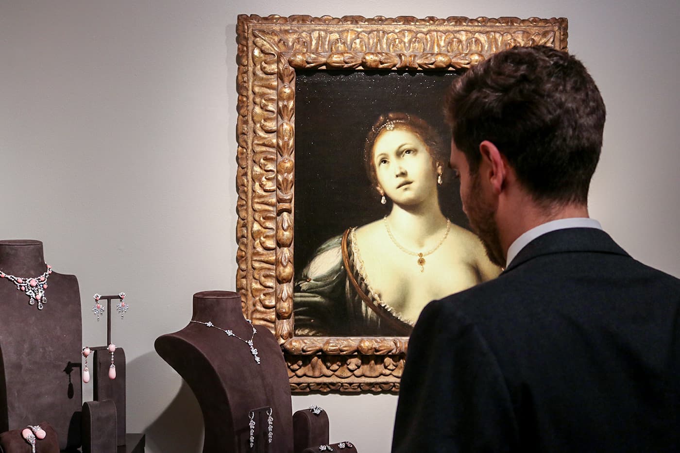  David Morris jewellery and portrait at the Dickinson Gallery