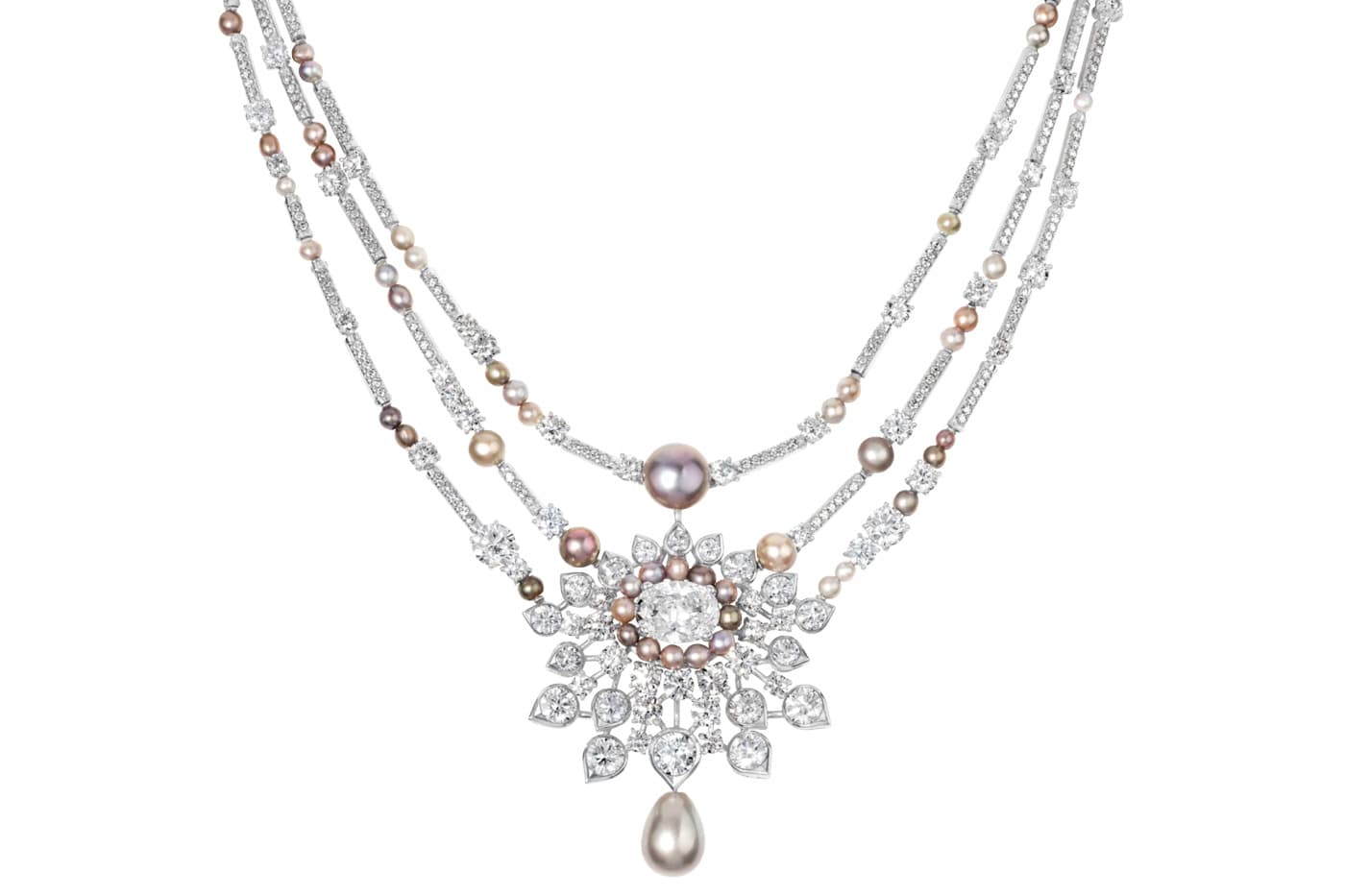 David Morris necklace with natural coloured pearls and 25.35ct diamonds in white gold  