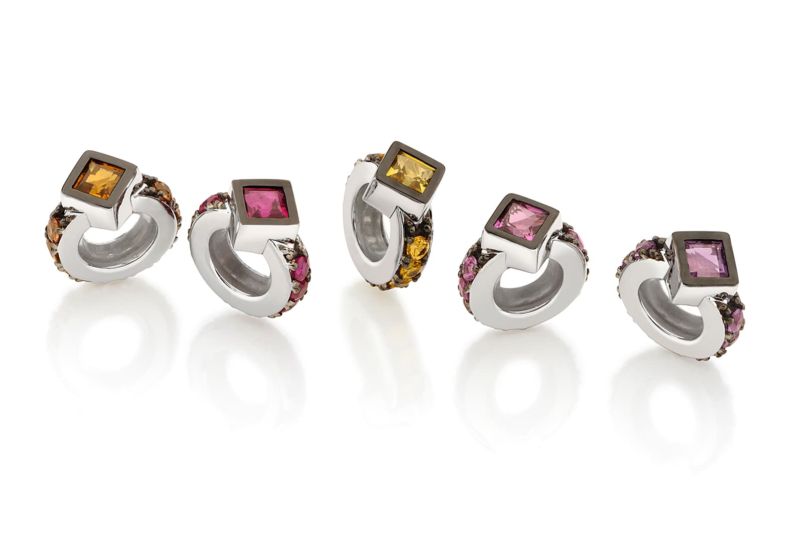  Bia Tambelli's B-Tech Charms