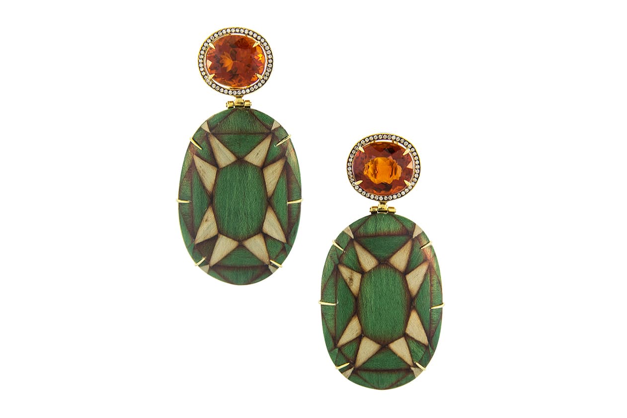  Silvia Furmanovich earrings with wooden marquetry, diamonds and citrine in yellow gold