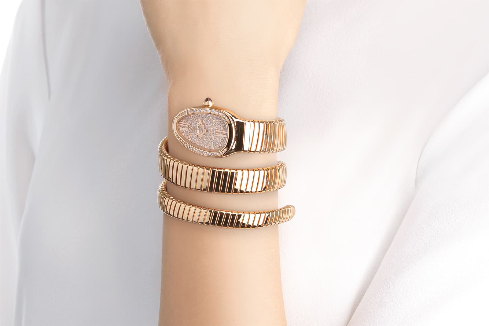 Bulgari Serpenti Tubogas watch with diamonds in rose gold