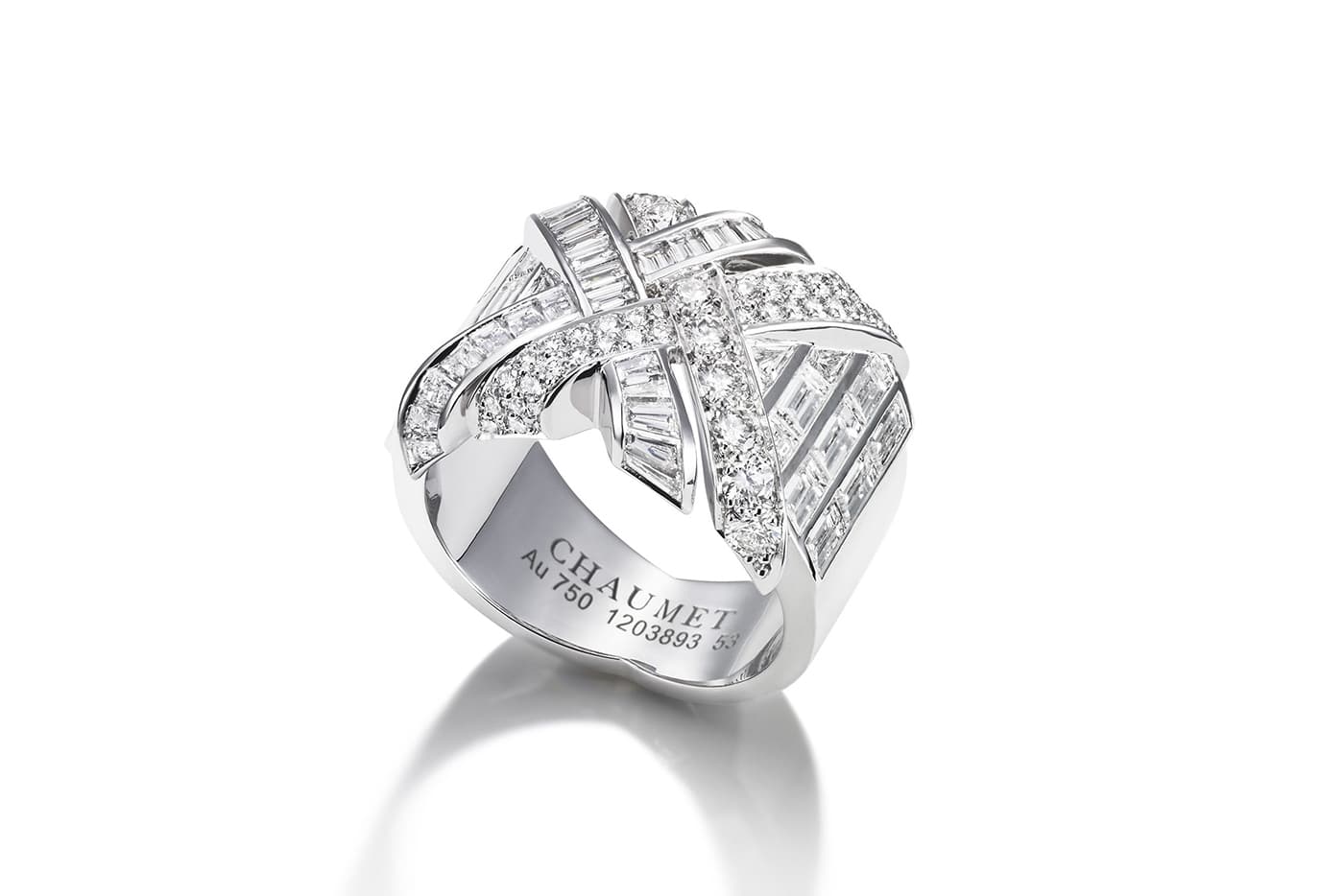  Chaumet 'Liens' ring with diamonds in white gold