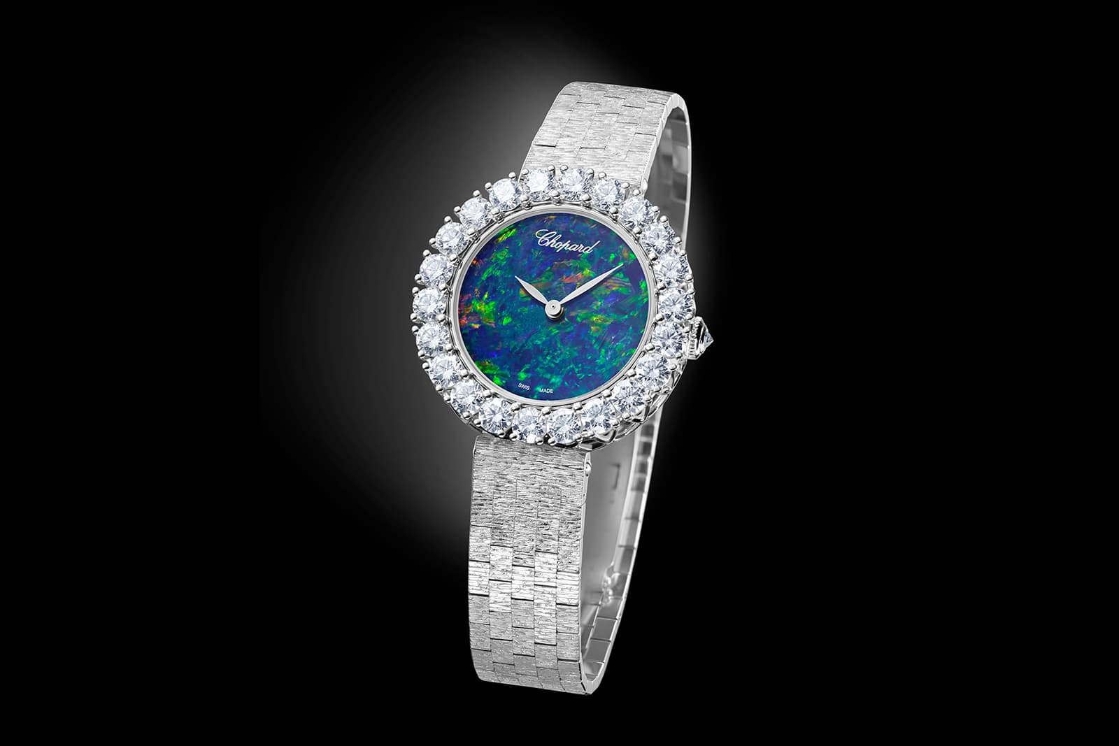 Chopard L’Heure du Diamant watch with opal and diamonds in white gold