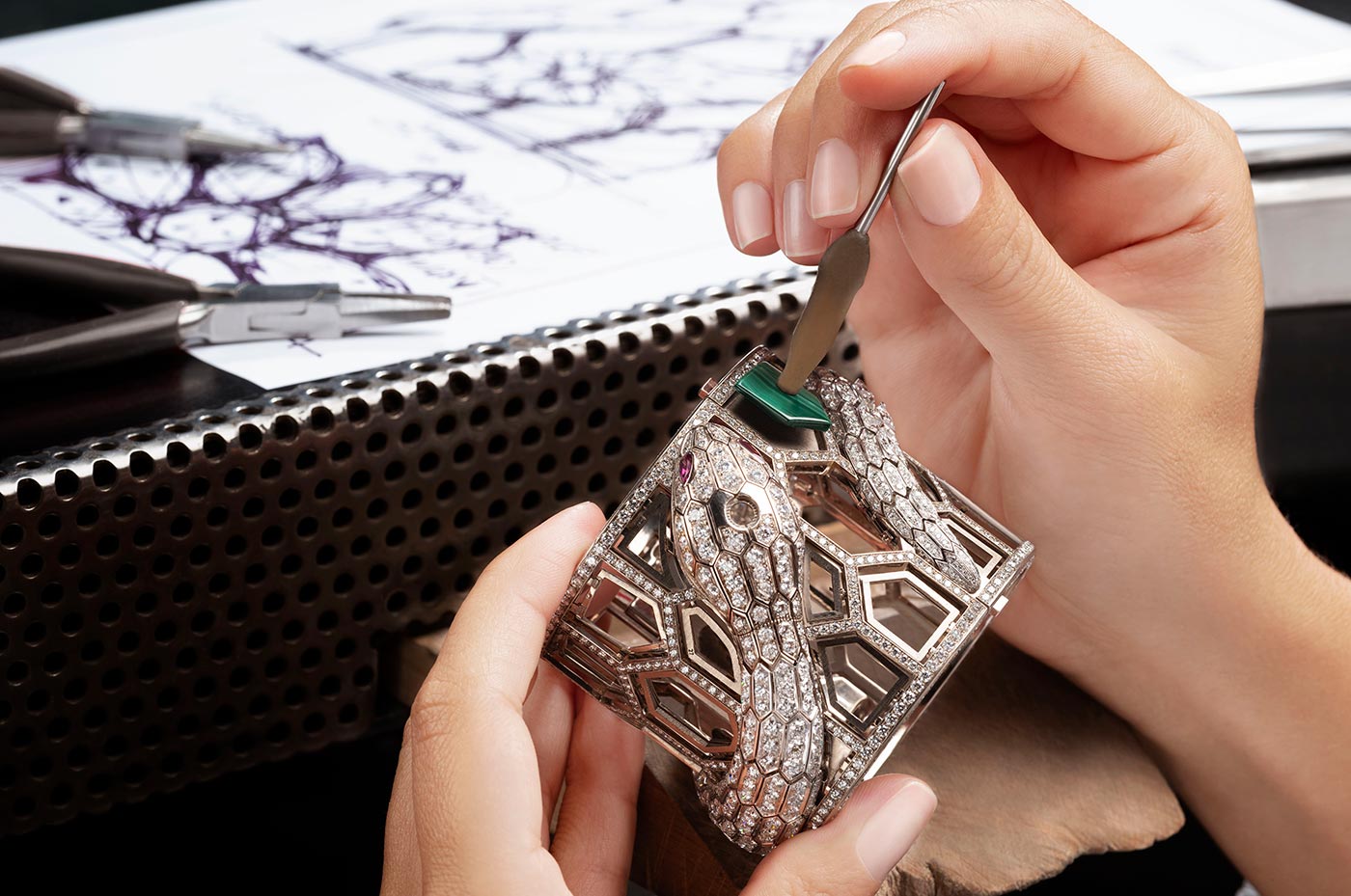  The making of the Serpenti Secret Watch from Bvlgari