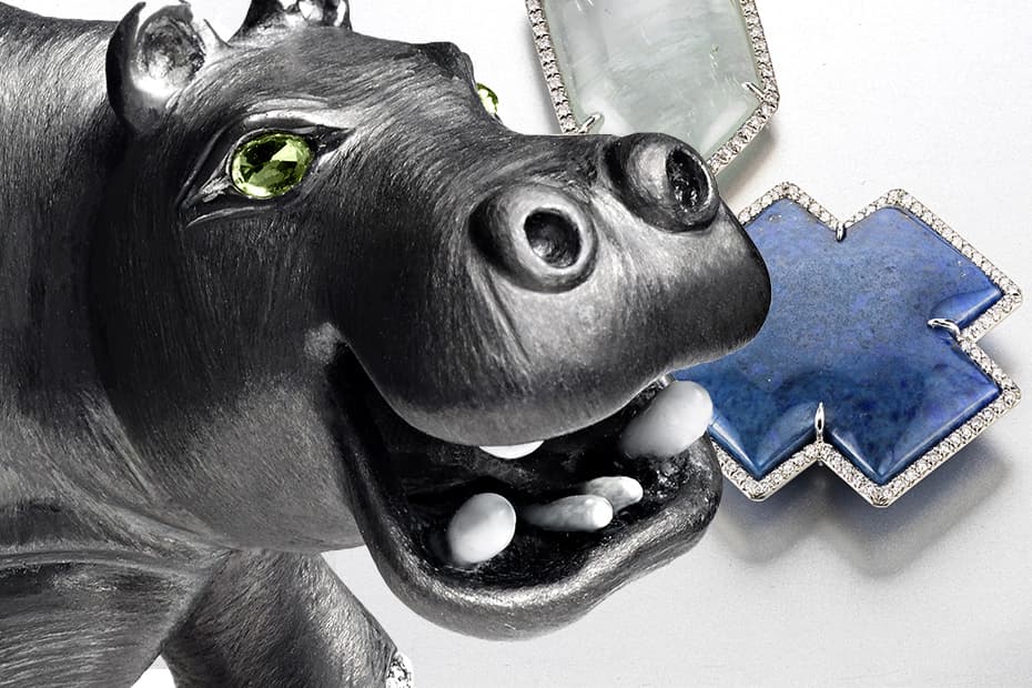  Suzanne Syz Hippopotamus brooch in white gold and titanium, set with diamonds and demantoid garnets