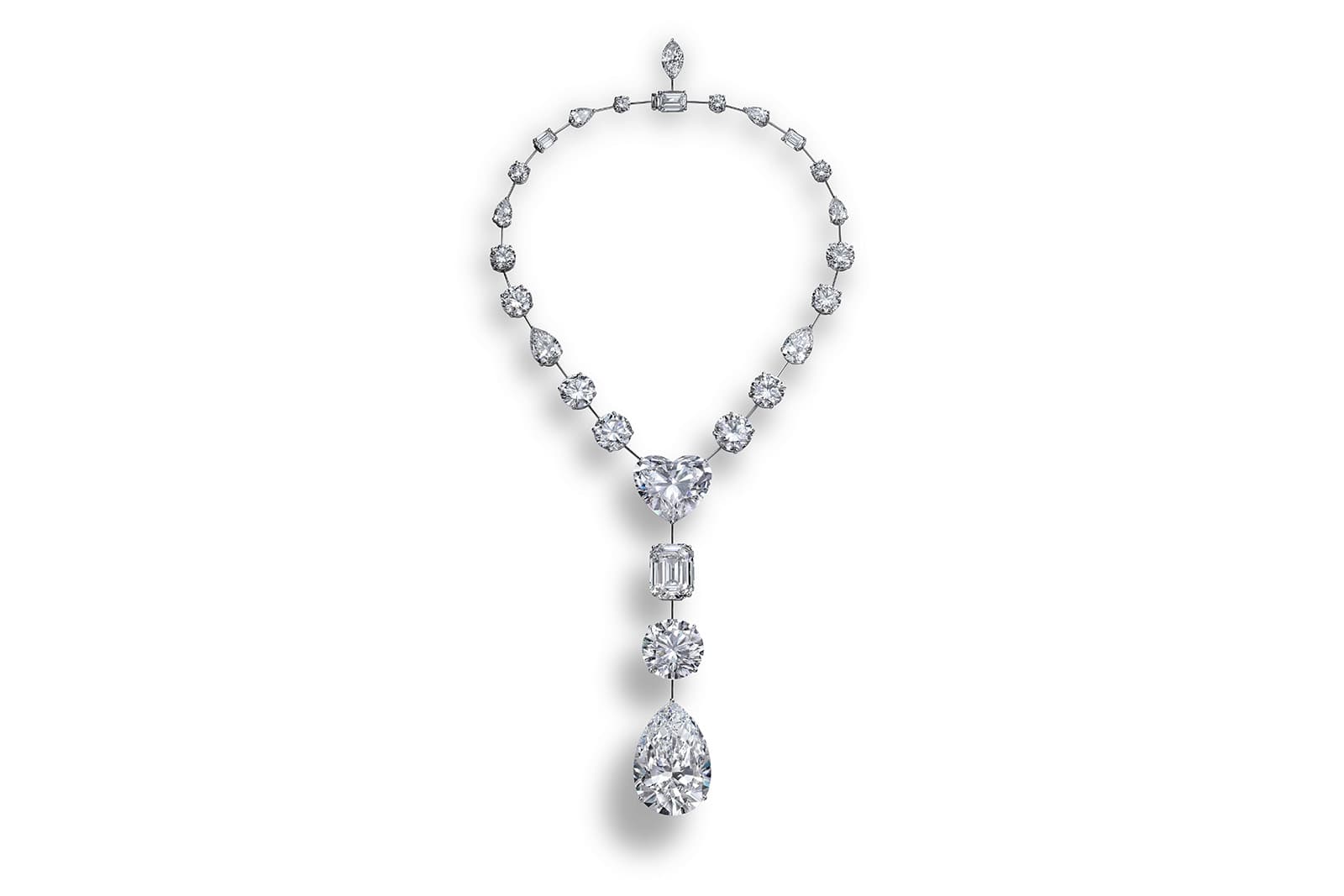  Graff cut and polished the Lesotho Promise, revealing a collection of 26 D Flawless polished diamonds, which the jeweller set into a single, spectacular necklace
