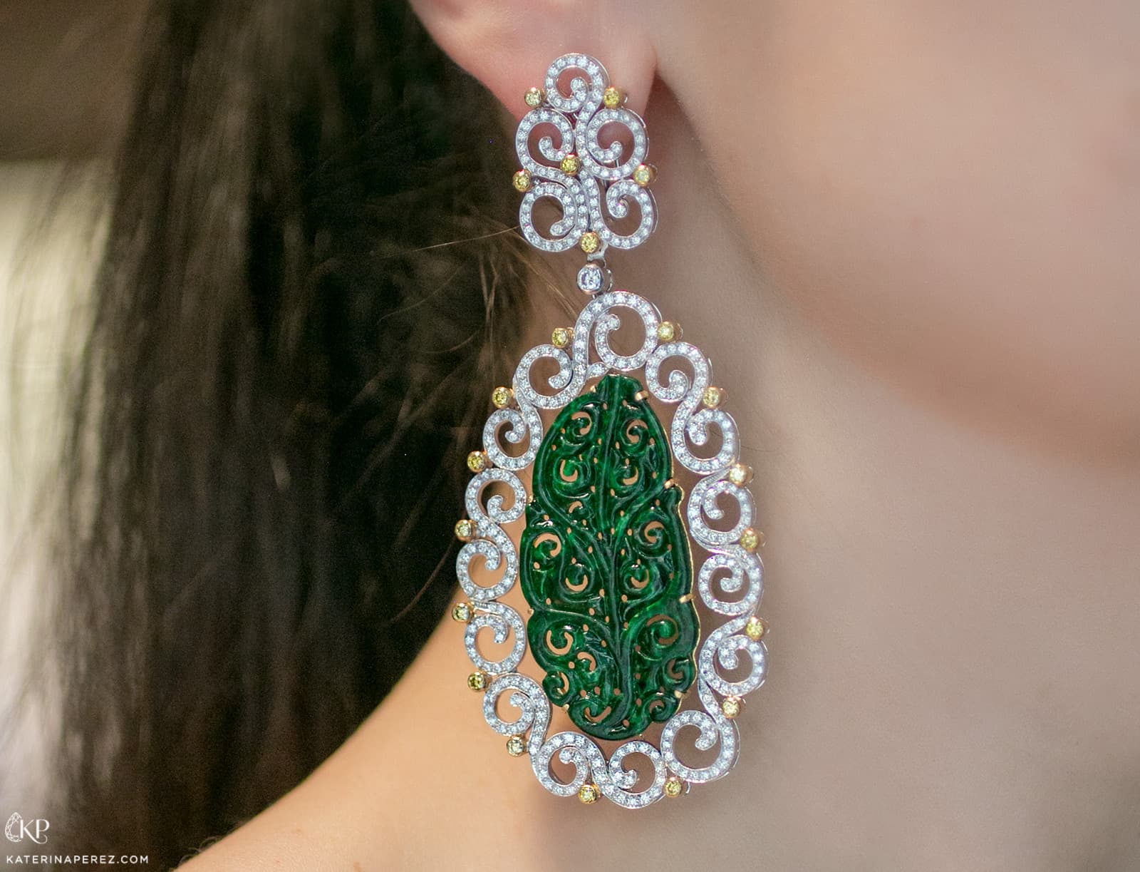 Buccellati high jewellery jade and diamond earrings