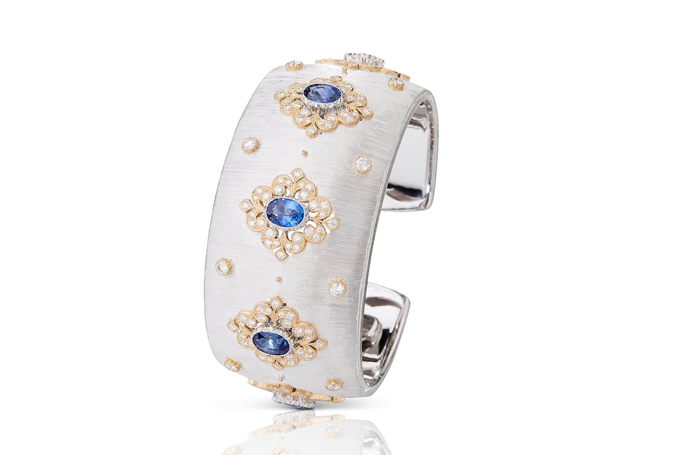  Buccellati high jewellery cuff bracelet, rigato and ornato engraved, set with sapphires and diamonds