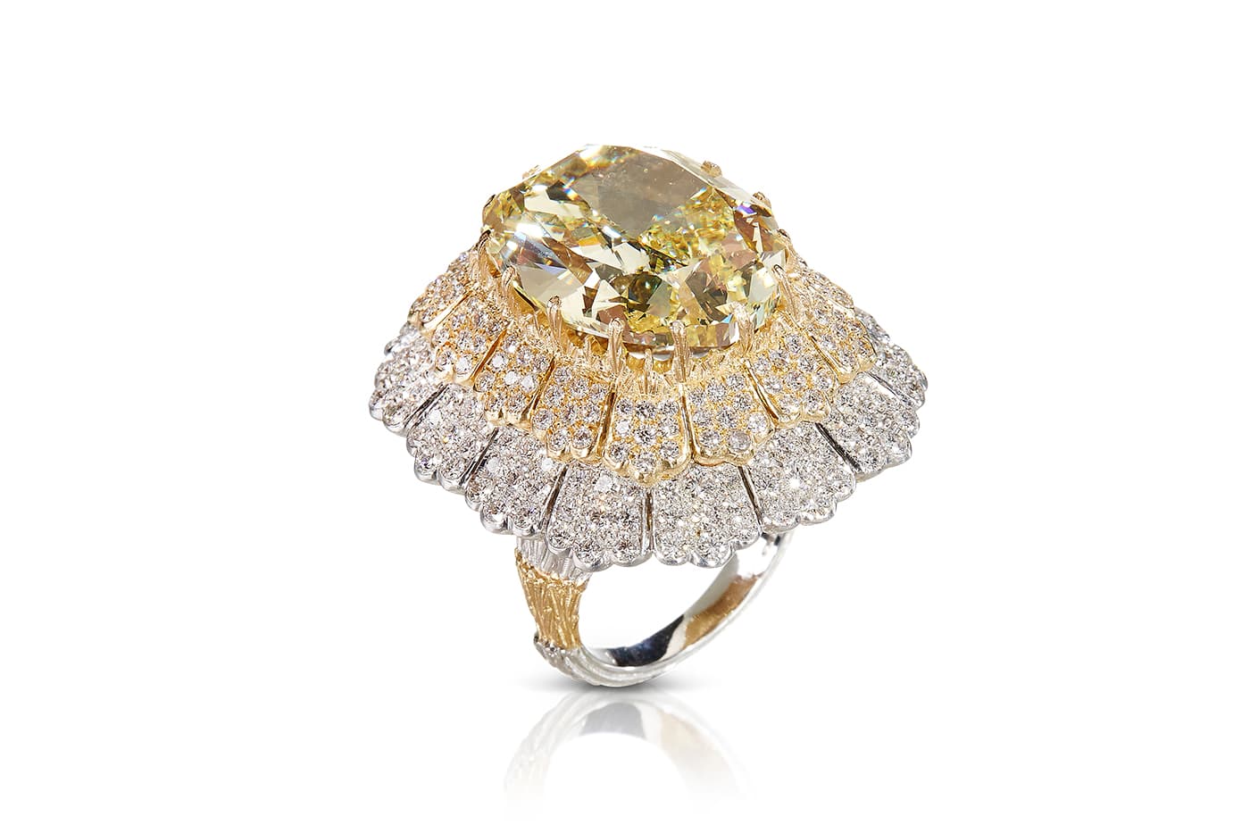  Buccellati high jewellery cocktail ring, set with a 19.03 carat yellow diamond and colourless diamonds