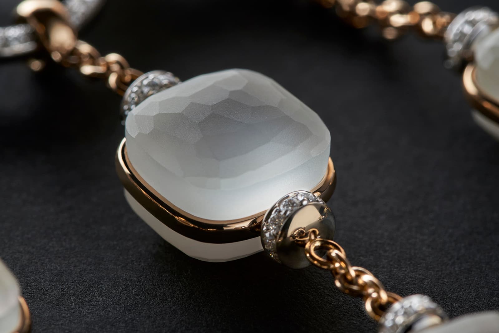  A close up of Pomellato's iconic Nudo cut