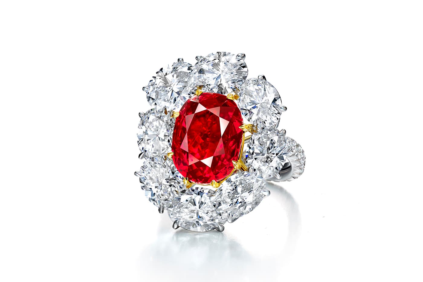  Faidee Burmese ruby and diamond ring