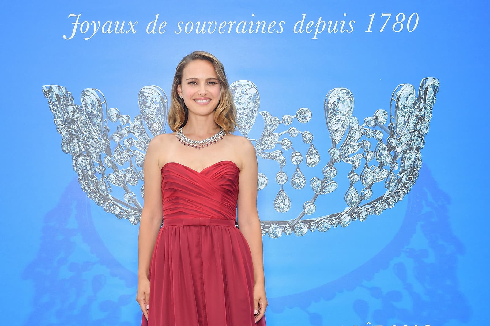 The actress Natalie Portman wears  Chaumet's Pigeon's Blood ruby and diamond Soir de Fête high jewellery necklace
