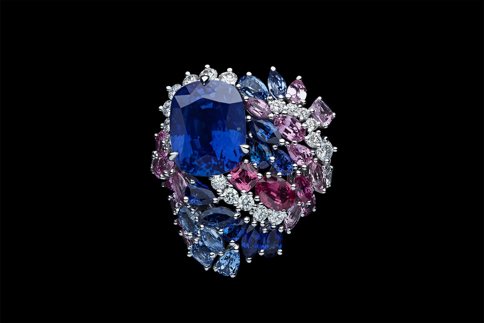  Tie & DIOR high jewellery ring