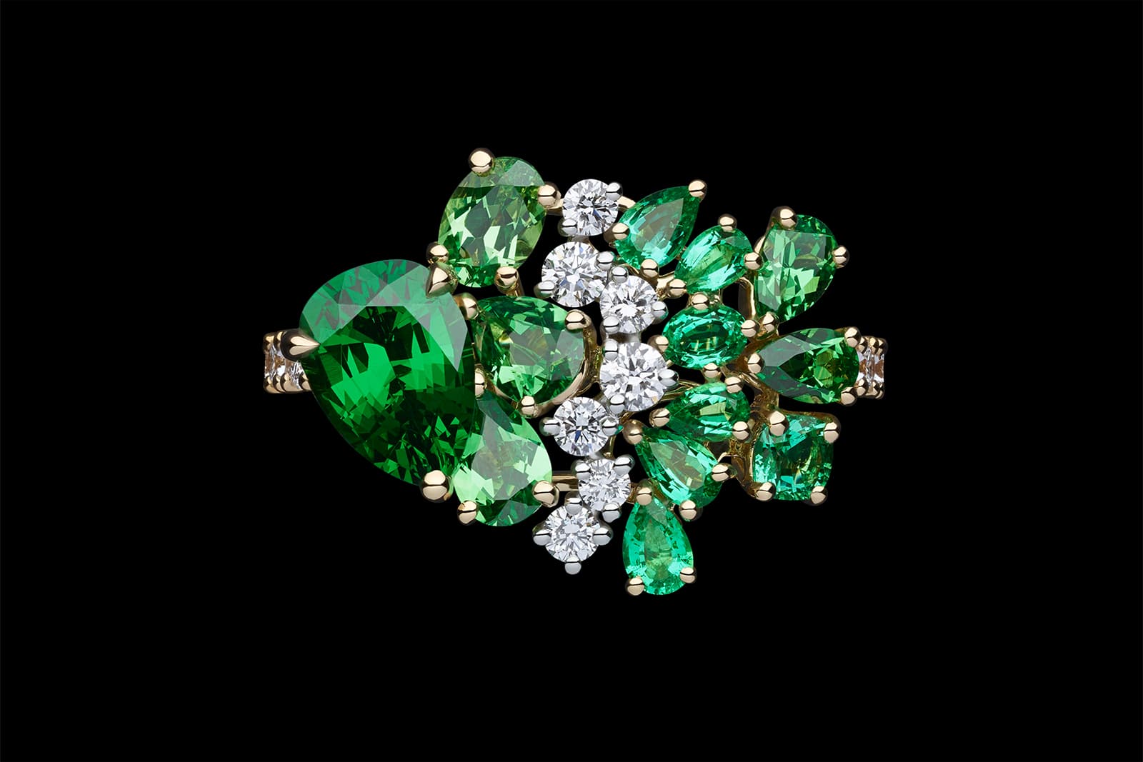  Tie & DIOR high jewellery ring