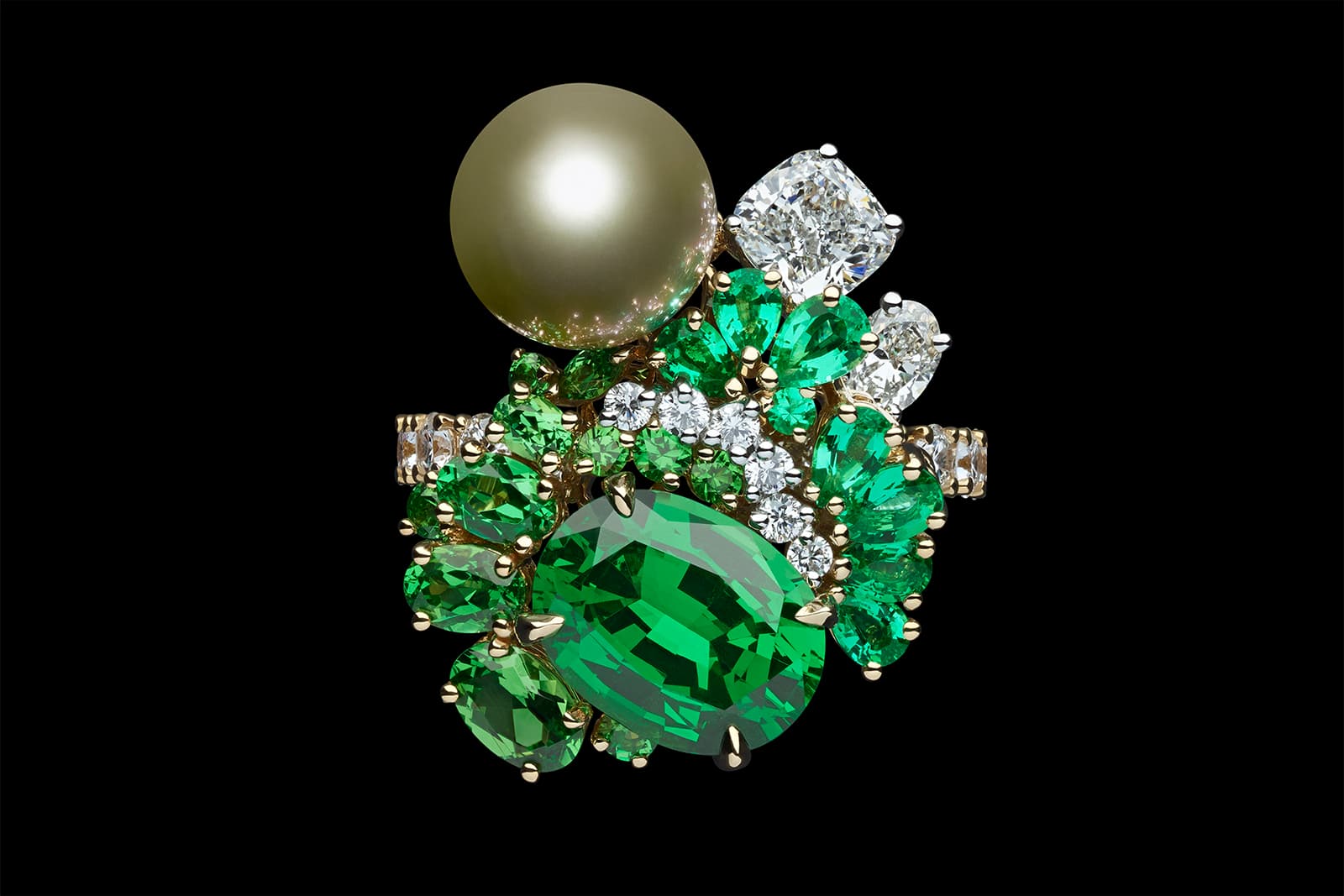  Tie & DIOR high jewellery ring