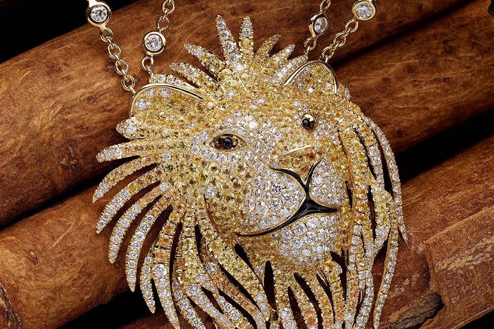 Stenzhorn Savages Lion pendant from the Wild Life collection