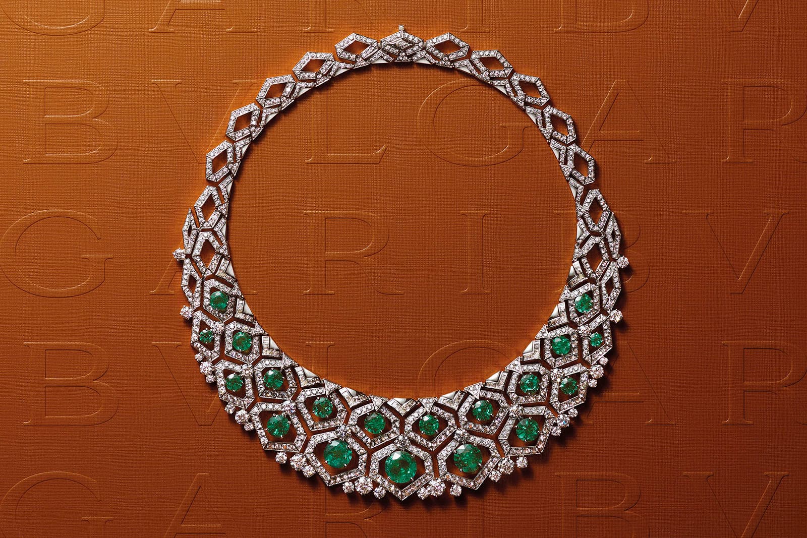  Bvlgari Barocko Mosaico high jewellery emerald and diamond necklace