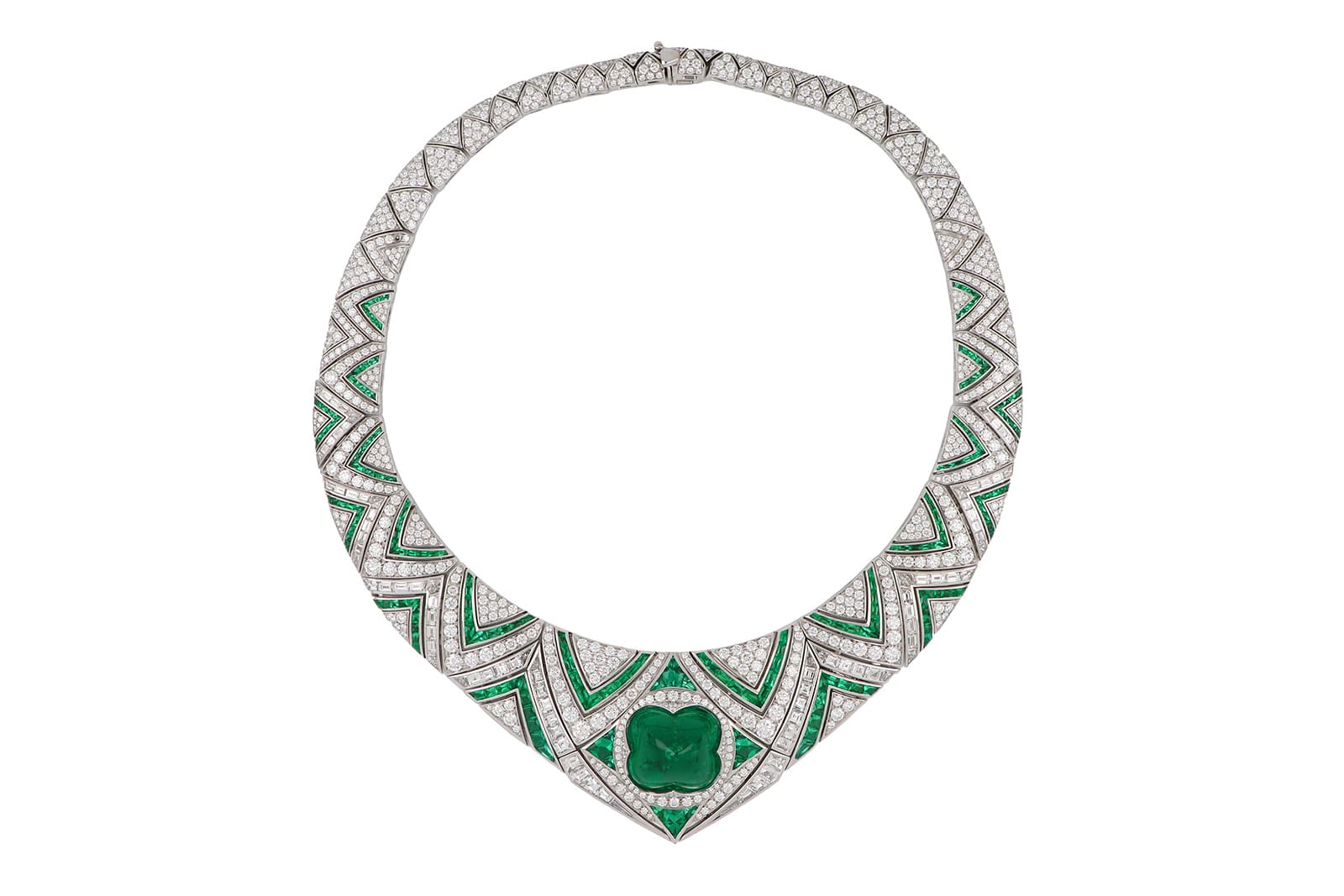 Bvlgari Barocko Cupola high jewellery necklace starring a 32.88 carat sugarloaf cabochon emerald