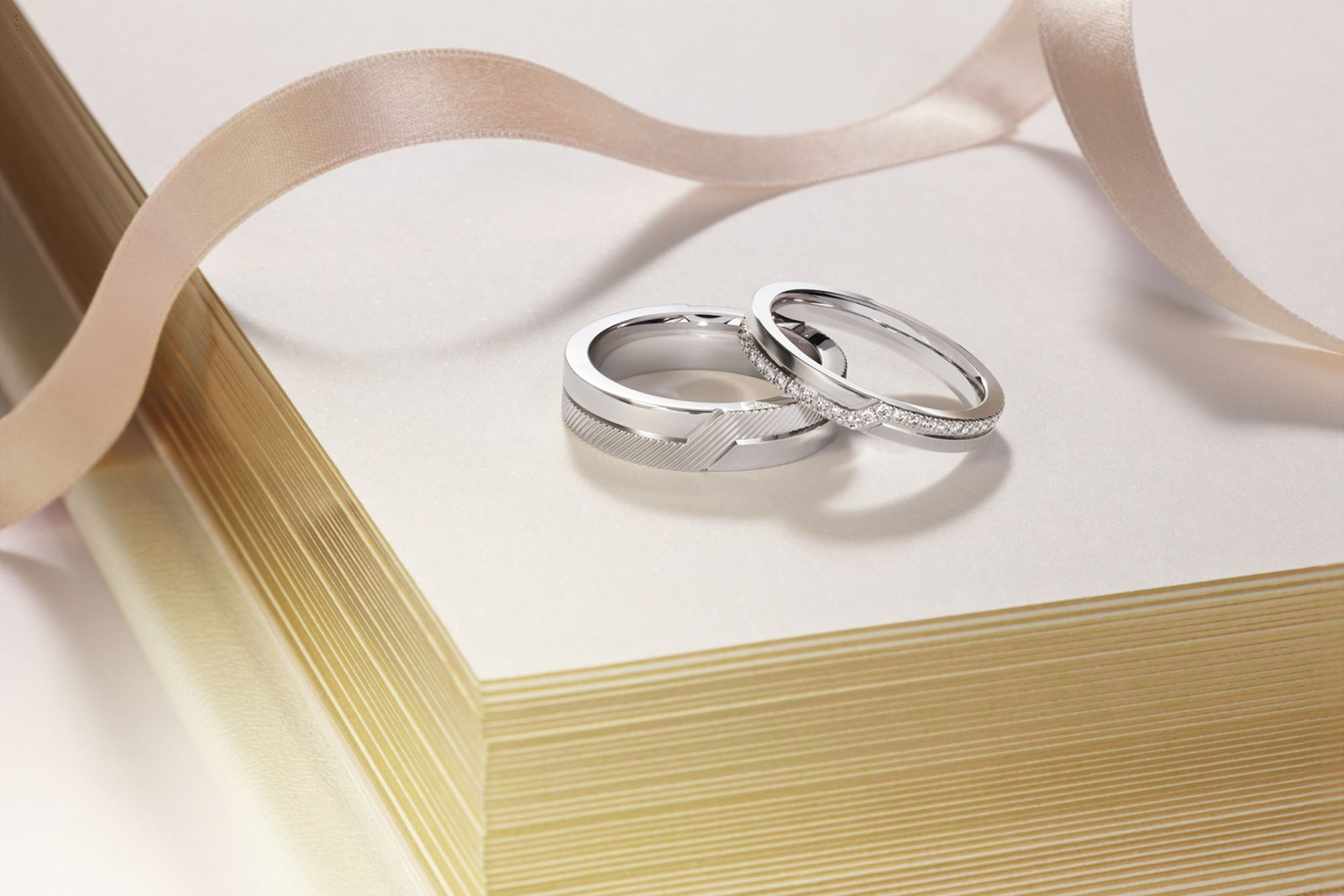 De Beers' wedding rings range from classic to contemporary