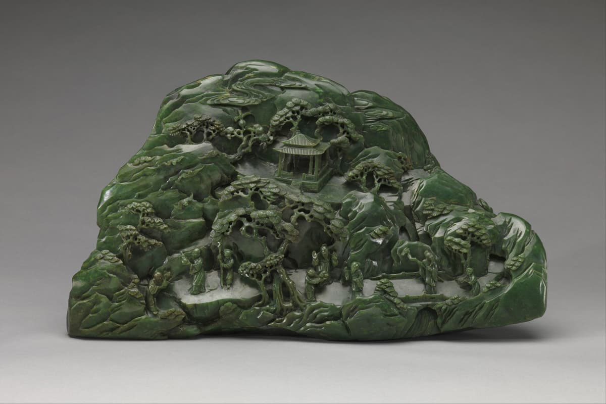  Beautiful objets d’art, furnishings and jewellery were crafted for the Imperial families out of jade