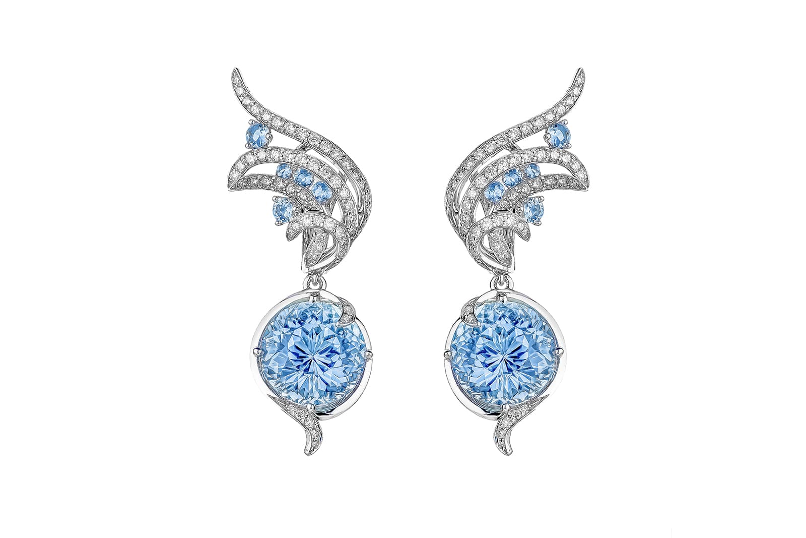  The earrings are set with two beautifully matched round aquamarines weighing 8.39 carats