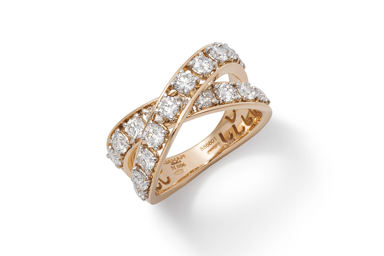  A celebration of falling in love:  Kiss diamond ring in 18 carat rose gold from the Nour by Jahan collection