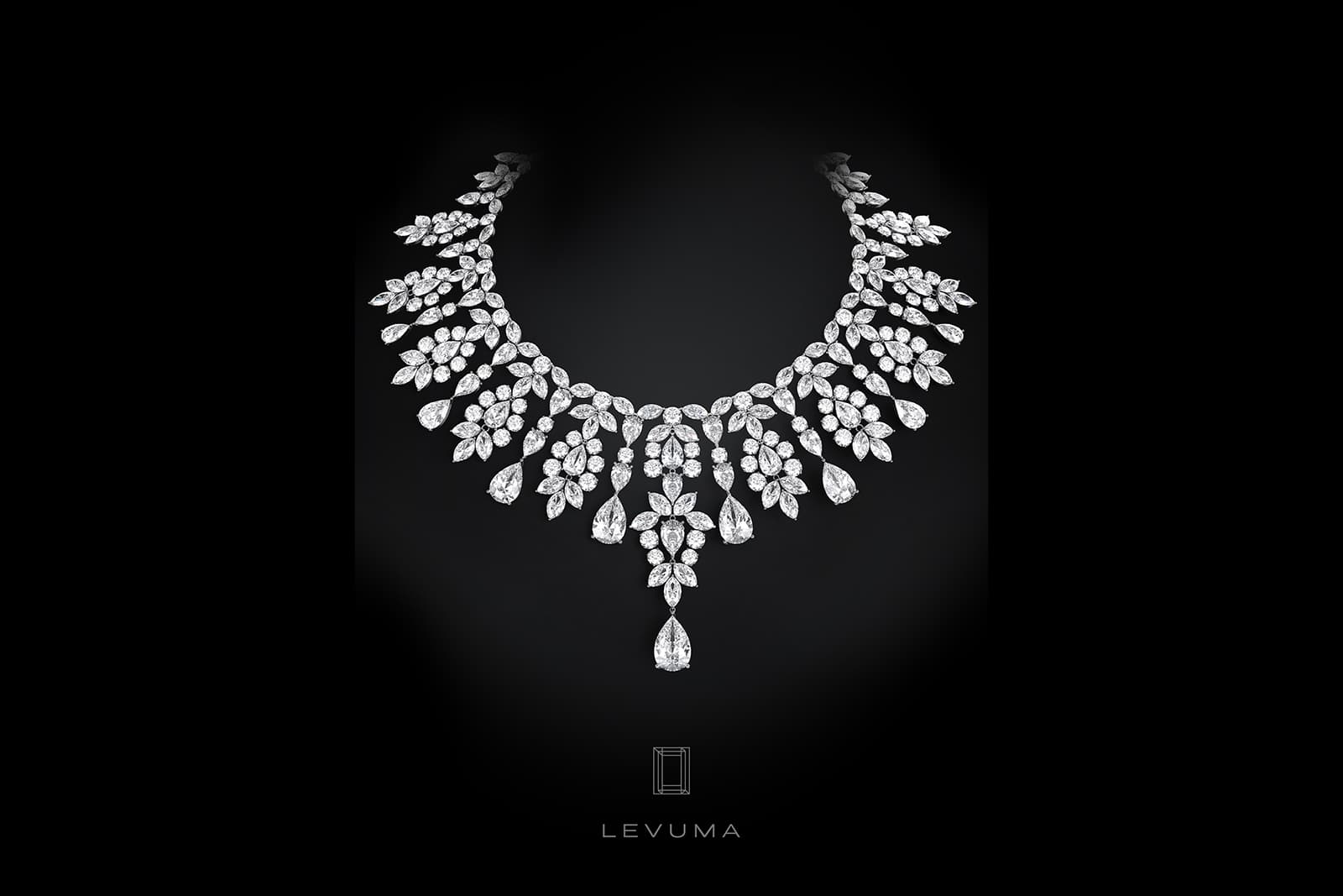  Bespoke LEVUMA necklace set with more than 180 carats of exceptional diamonds