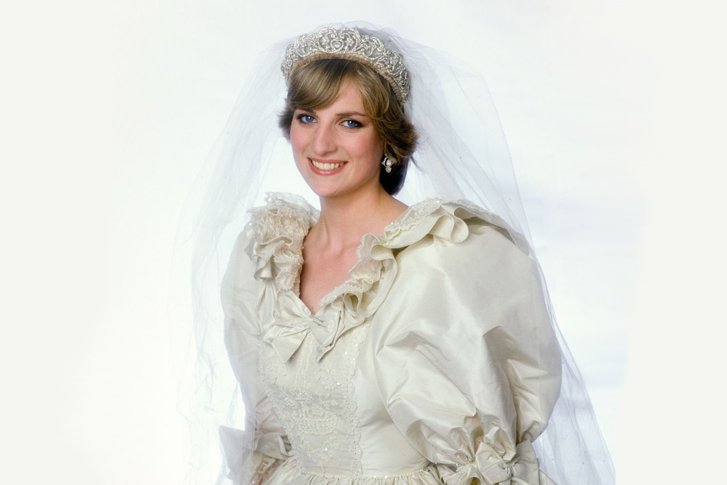  Princess Diana wore her family tiara, the Spencer tiara, for her marriage to Prince Charles