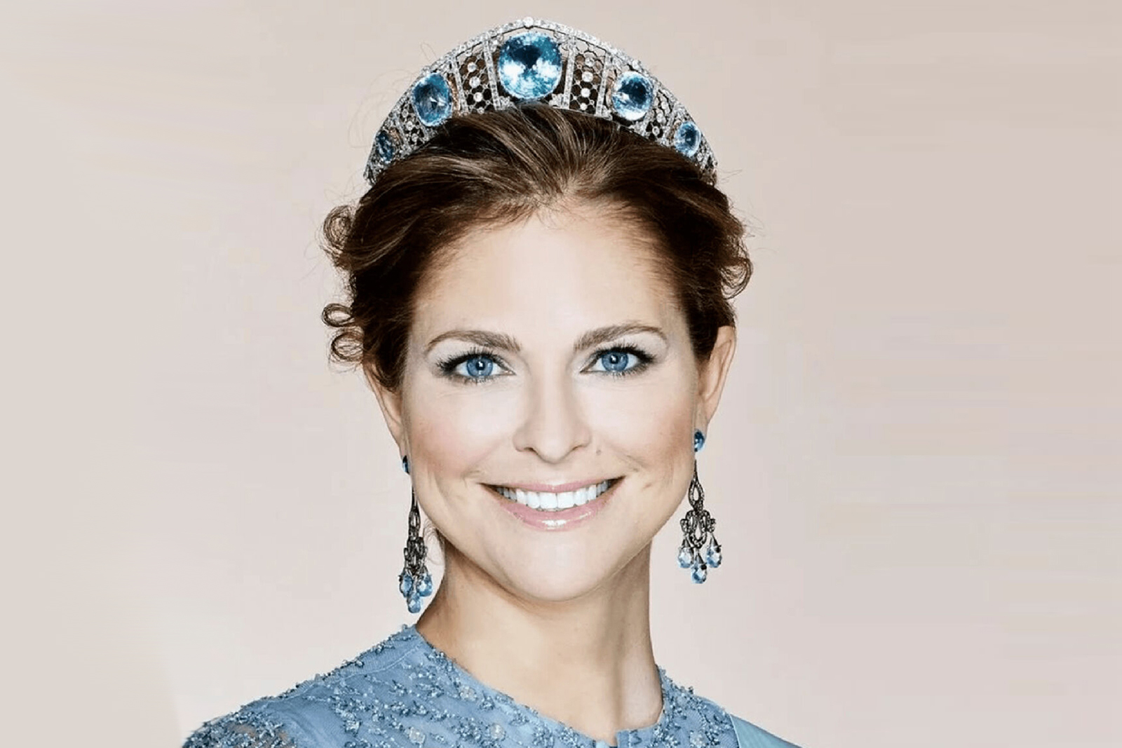  Princess Madeleine of Sweden wears the Aquamarine Kokoshnik tiara
