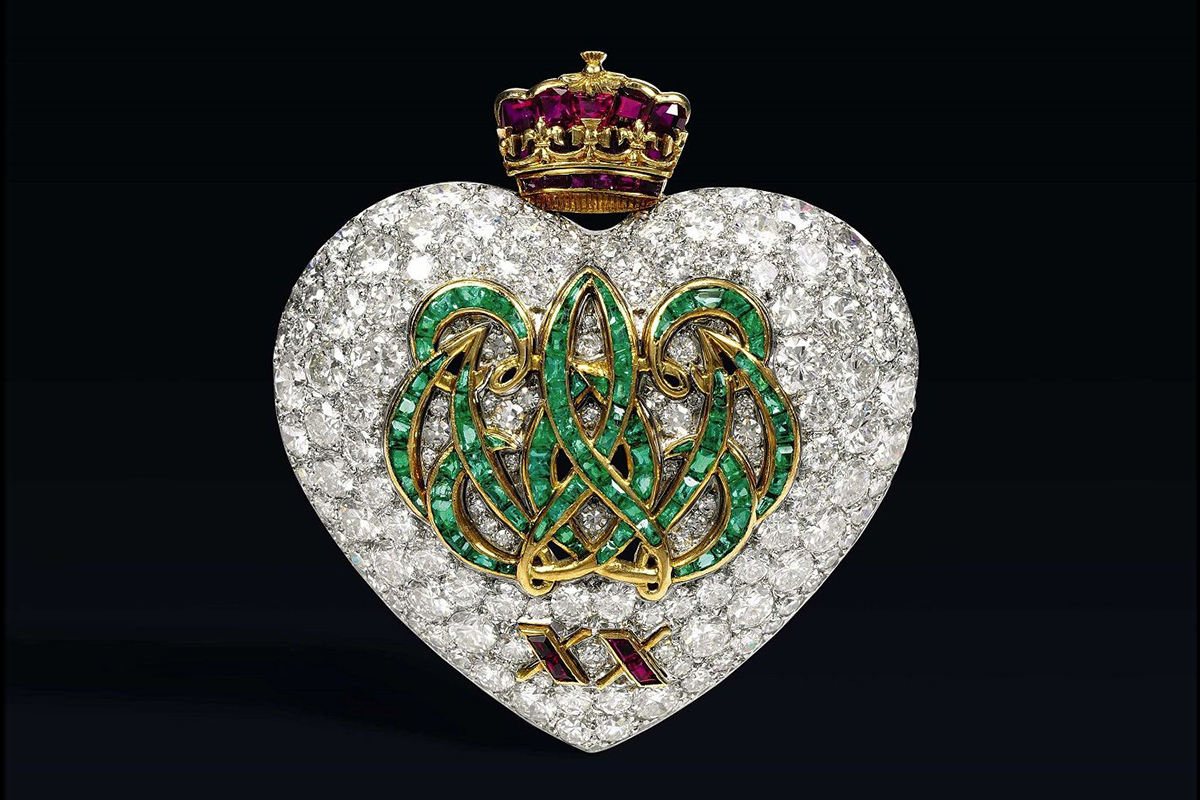  Wallis Simpson's Cartier-designed diamond brooch, which was given by the Duke of Windsor to his wife to celebrate their 20th wedding anniversary